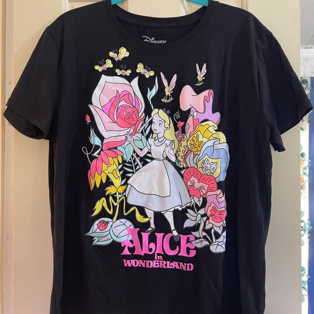 Disney Alice in Wonderland womens graphic tee